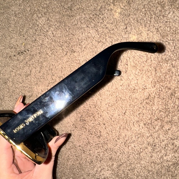 Louis Vuitton Moon Square Sunglasses - Picture 2 of 6